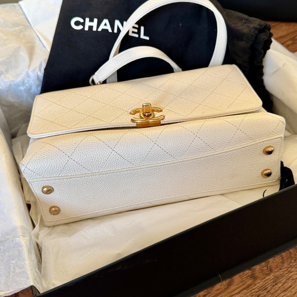 CHANEL Flap Bag With Handle White Gold Hardware Medium NWT - Picture 6 of 8